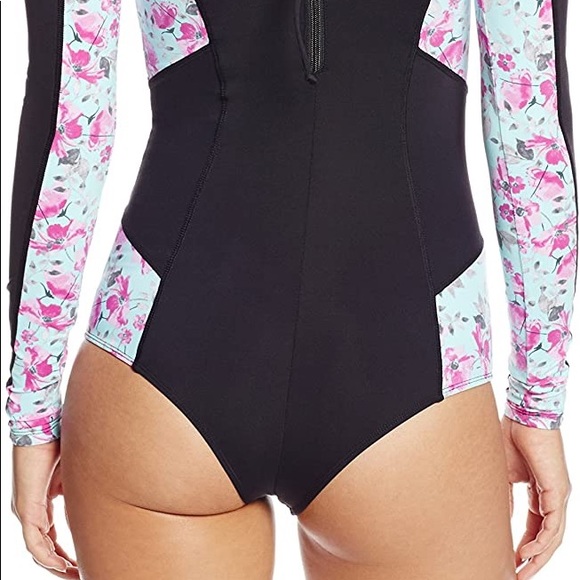 O'Neill Long Sleeve Rashguard Swimsuit - Picture 12 of 12